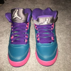 Air Jordan retro purple gray white